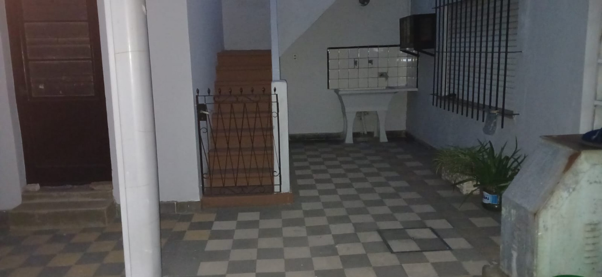 CASA 3 AMBIENTES EN VENTA