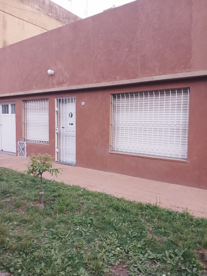 CASA 3 AMBIENTES EN VENTA
