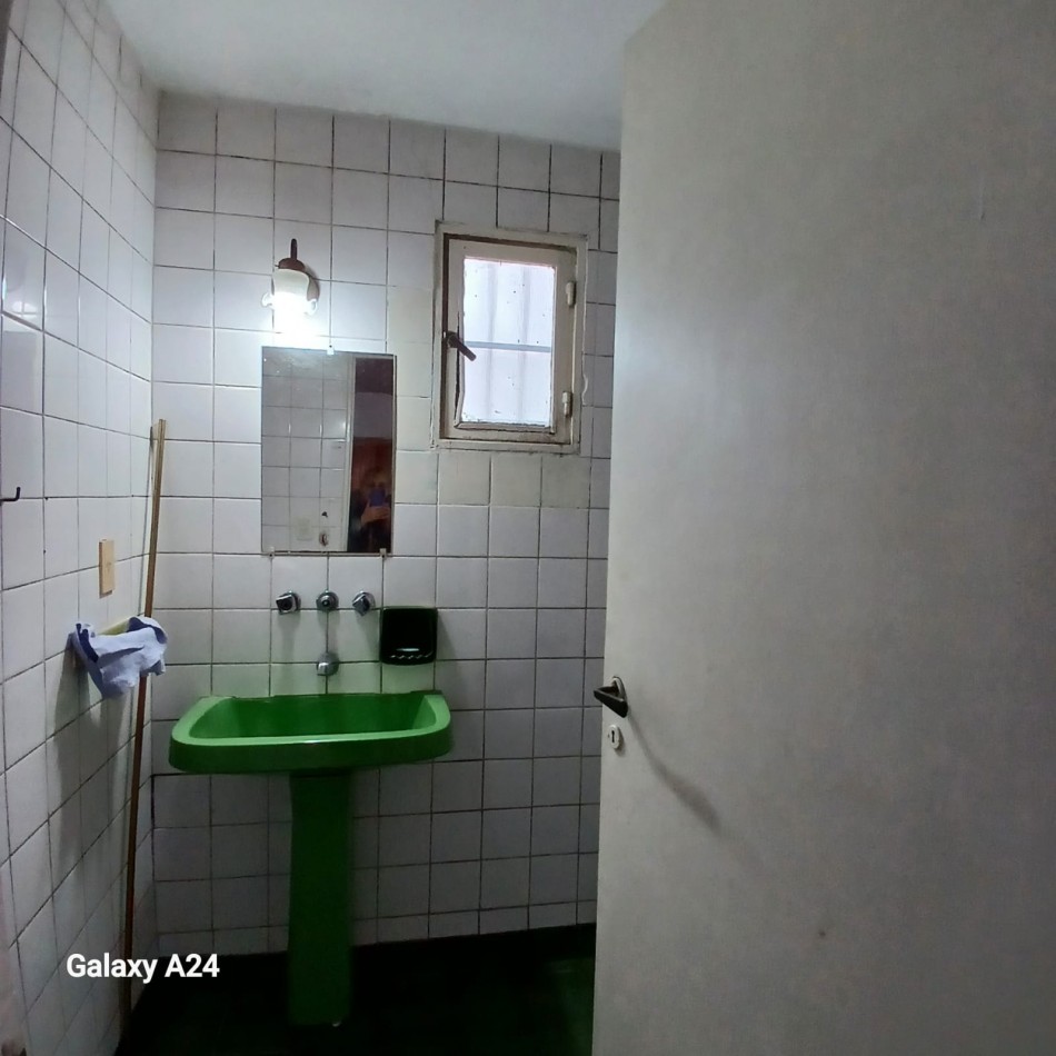 CASA MAS DEPARTAMENTO EN VENTA