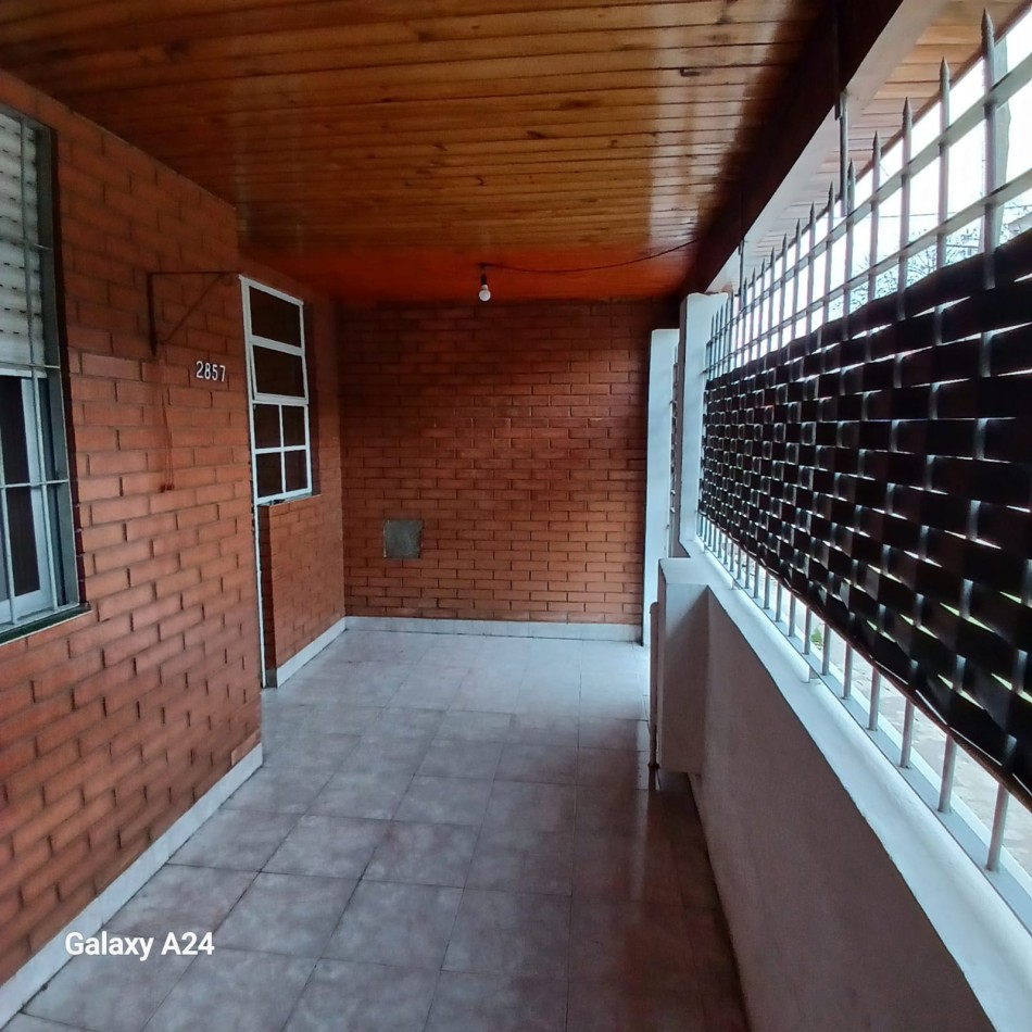 CASA MAS DEPARTAMENTO EN VENTA