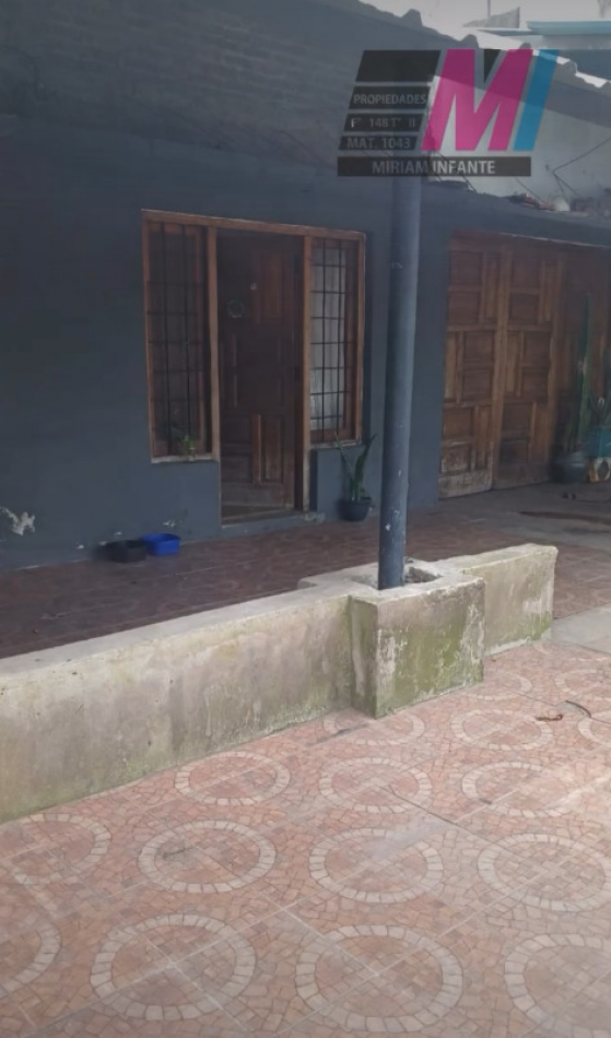 CASA EN VENTA 3 AMBIENTES 