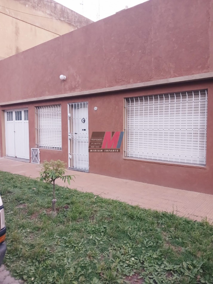 CASA 3 AMBIENTES EN VENTA