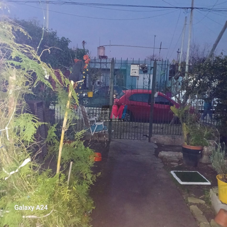 CSA CON TERRENO EN VENTA