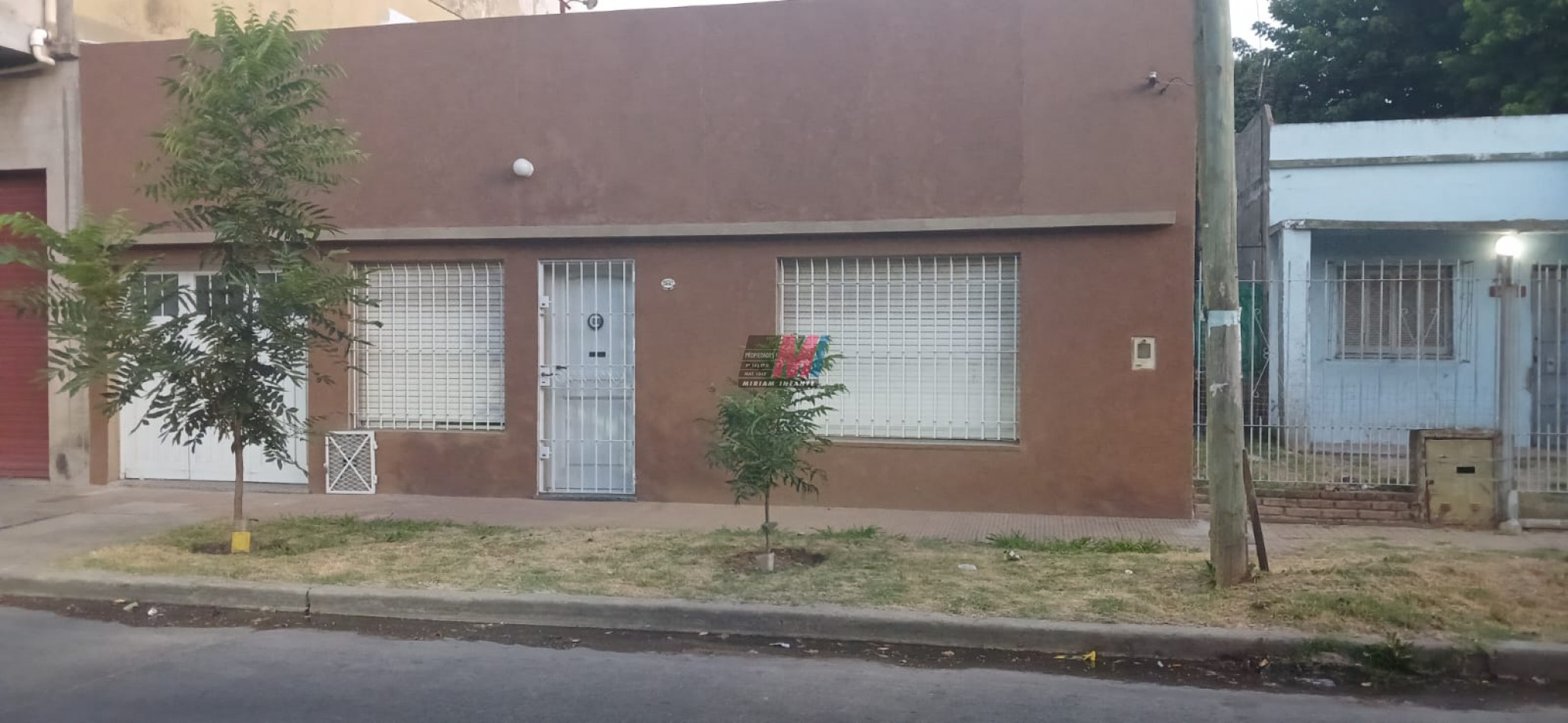 CASA 3 AMBIENTES EN VENTA