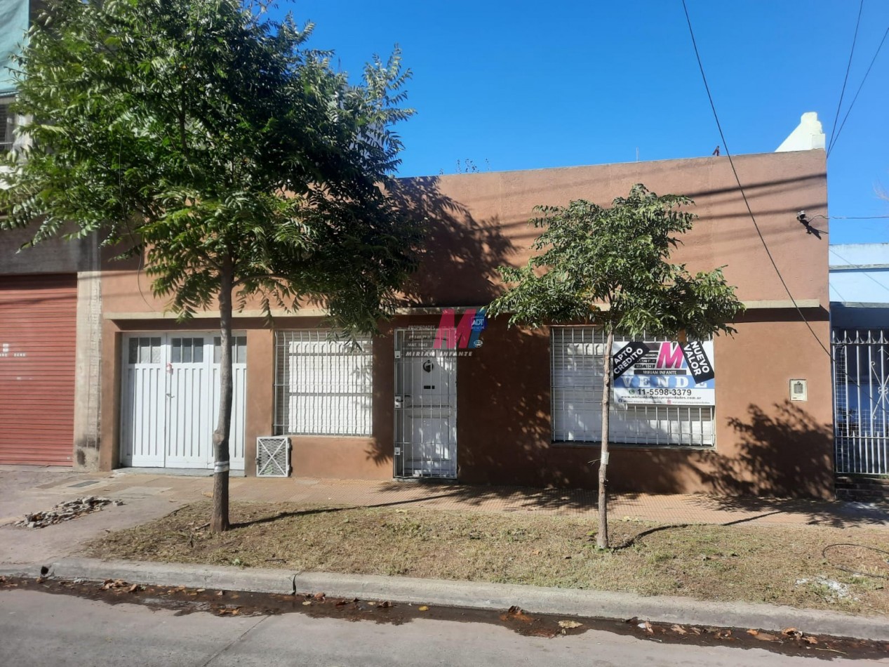 CASA 3 AMBIENTES EN VENTA
