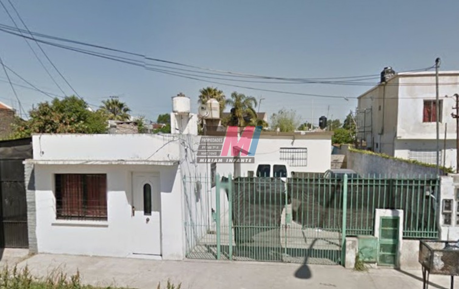 Casa + departamento en venta en Solano